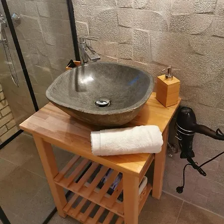 בית נופש Anna's House *