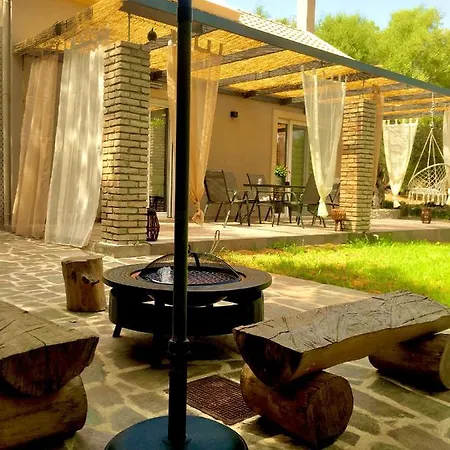 Anna's House פראמה