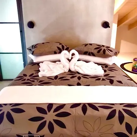 Anna's House בית נופש פראמה
